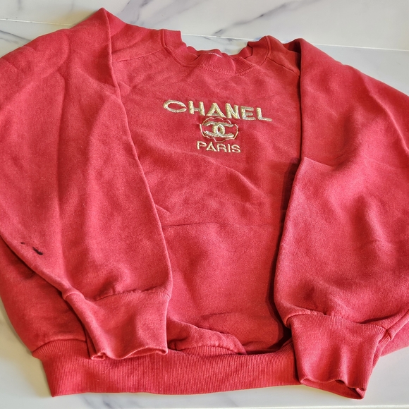 The Unbranded Brand Tops - Red Paris Long Sleeved Sweatshirt